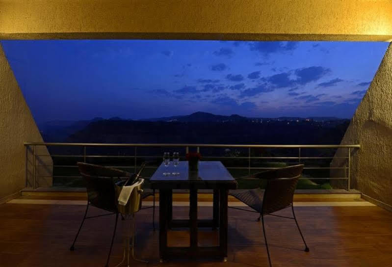 The Dukes Retreat Khandala Lonavala Exterior foto